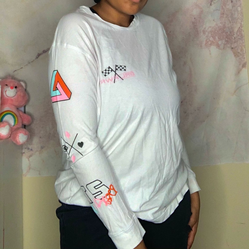 Graphic Long Sleeve Shirt  Basic Graphic Shirt
